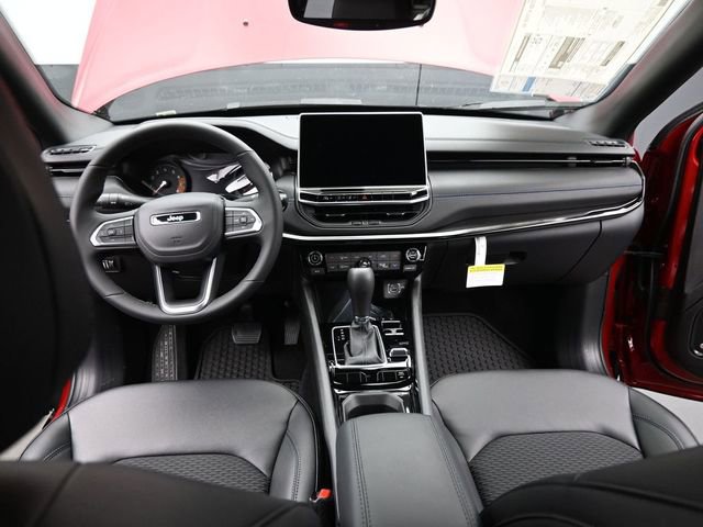New 2026 Jeep Compass Latitude w/ Sun and Sound Group AWD/4WD image 23