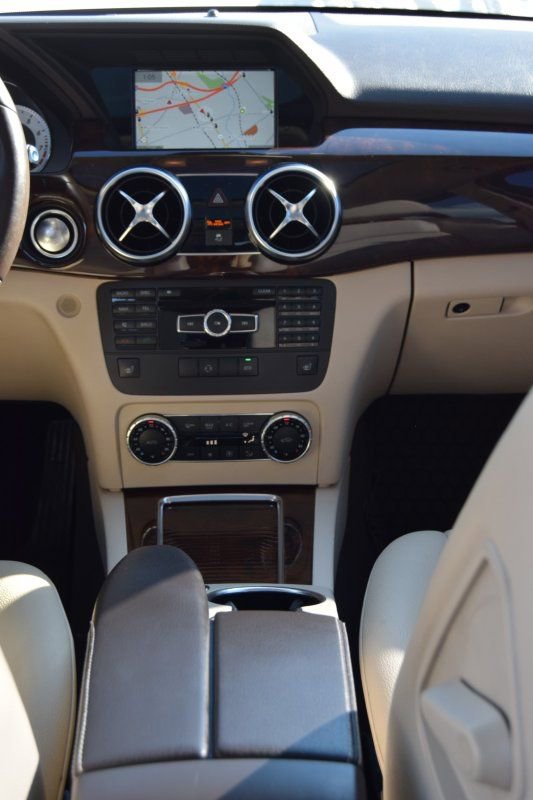 Used 2013 Mercedes-Benz GLK 350 4MATIC image 21