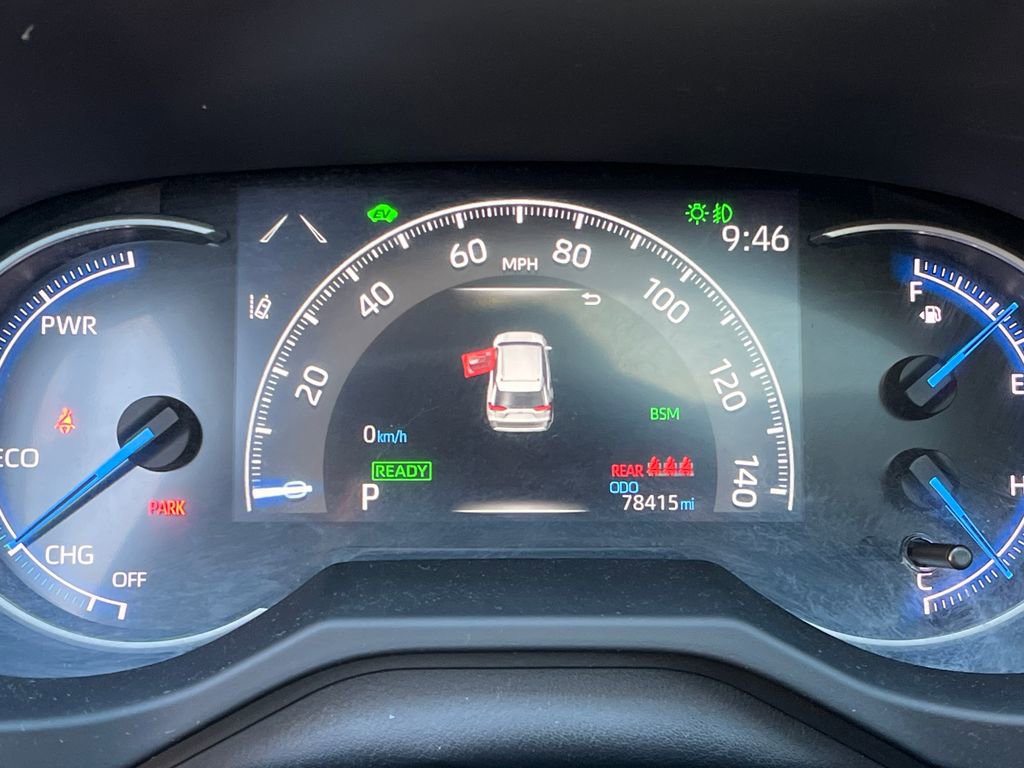 Used 2021 Toyota RAV4 Limited image 15