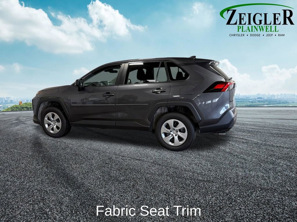 Used 2023 Toyota RAV4 LE image 5
