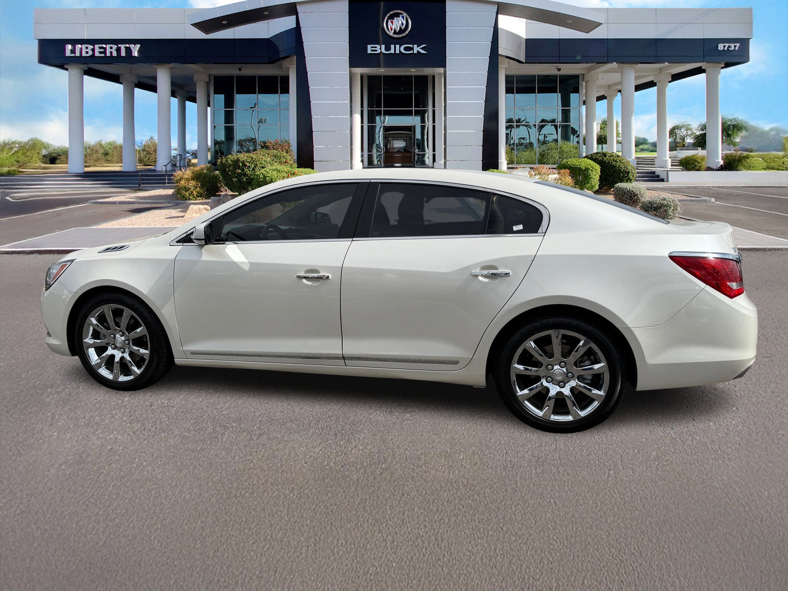 Used 2014 Buick LaCrosse Premium w/ Driver Confidence Package FWD image 7