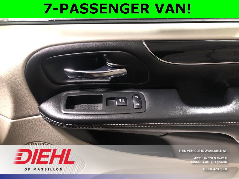 Used 2018 Dodge Grand Caravan SXT image 14