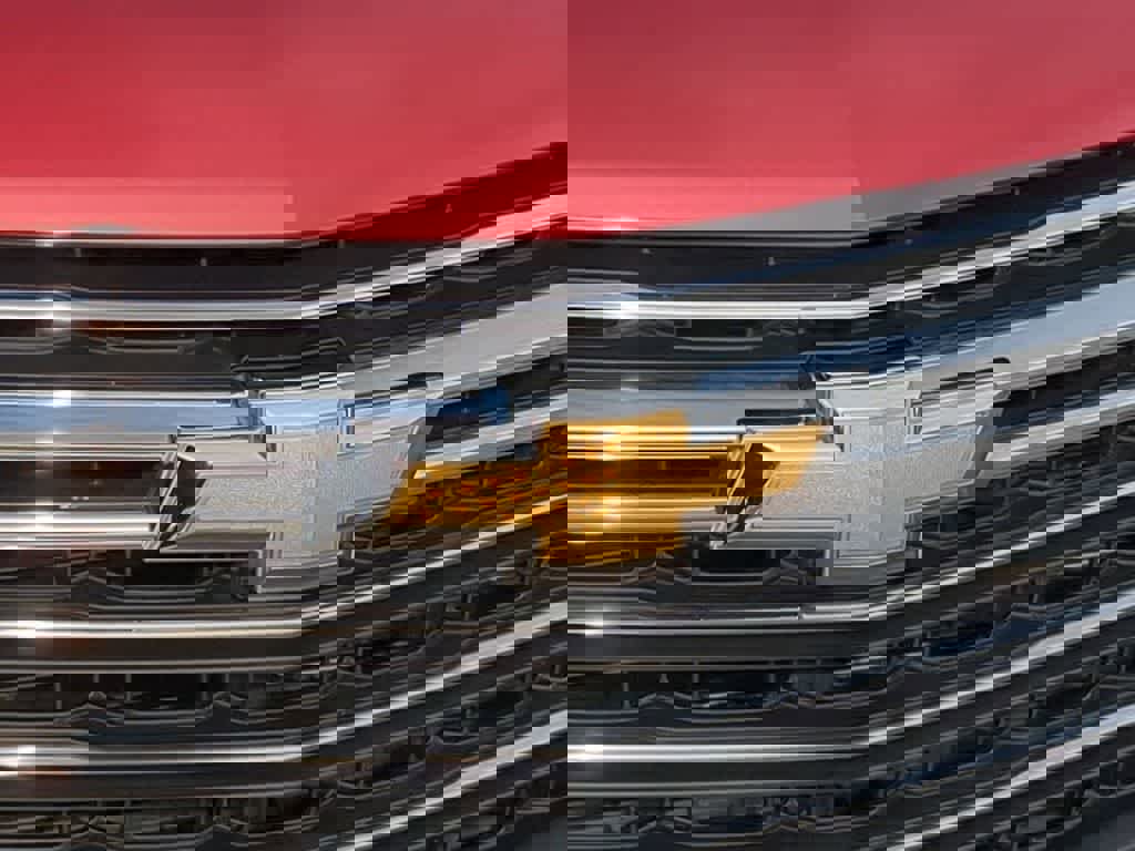 Used 2024 Chevrolet Traverse LT image 11