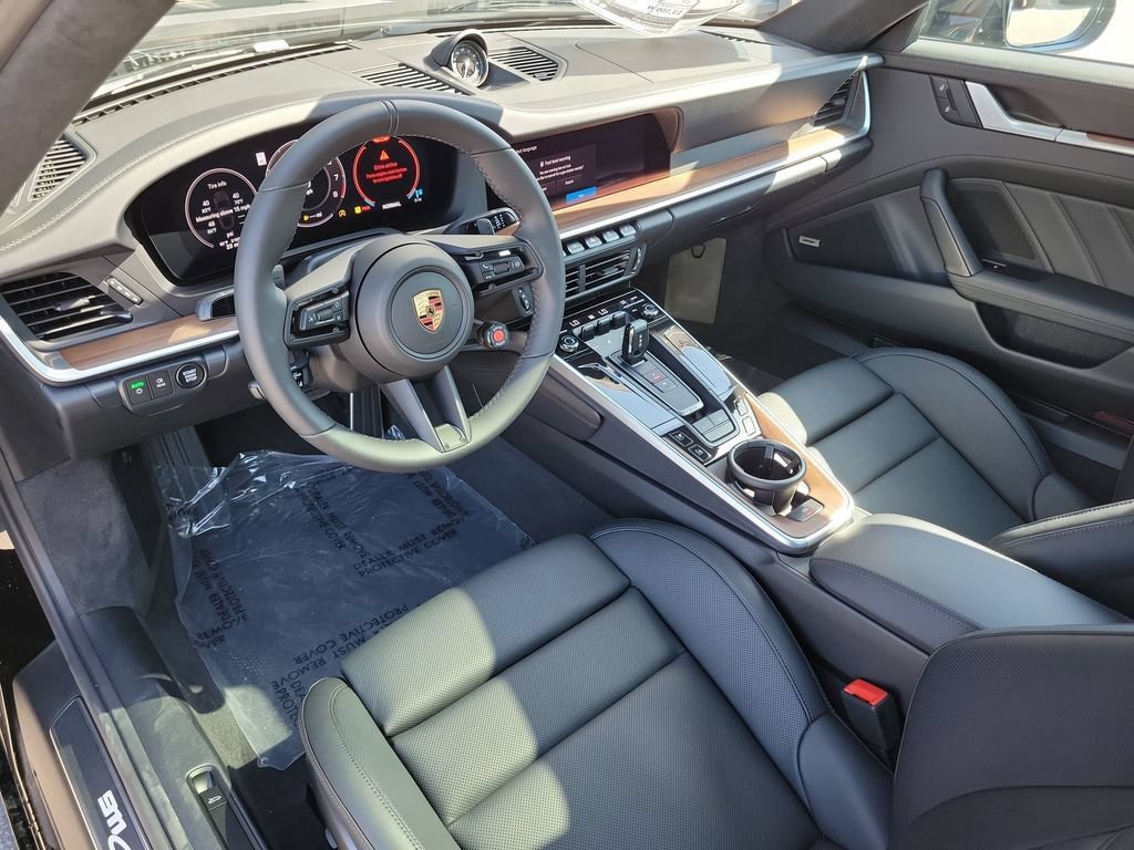 Used 2026 Porsche 911 Carrera 4S AWD/4WD image 4
