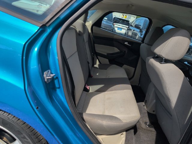 Used 2014 Ford Focus SE FWD image 26