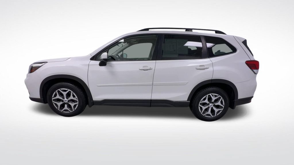 Used 2020 Subaru Forester Premium AWD/4WD image 5