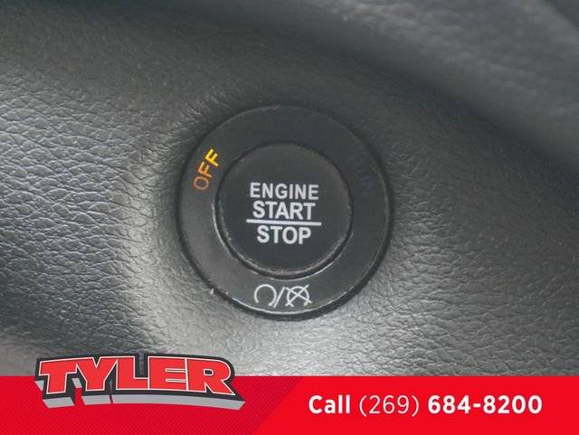 Used 2021 Jeep Cherokee Trailhawk image 32