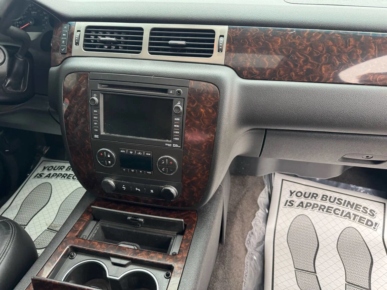 Used 2011 GMC Yukon Denali image 21