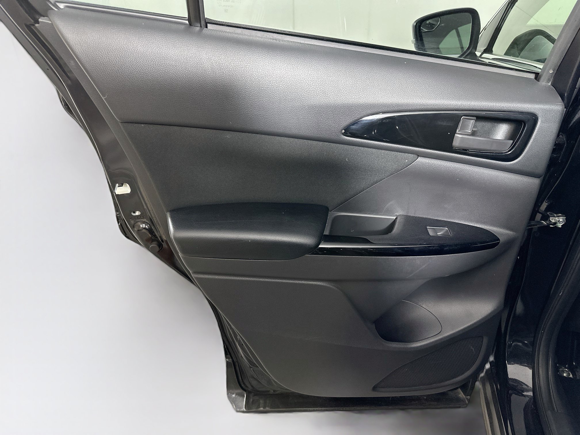 Used 2024 Mitsubishi Eclipse Cross LE AWD/4WD image 24