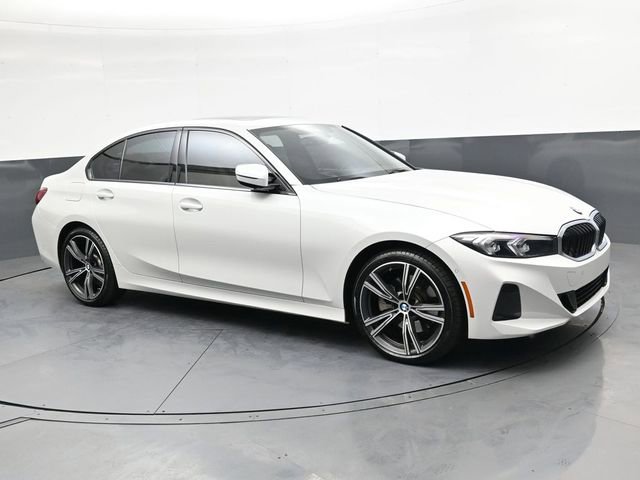 Used 2023 BMW 330i Sedan w/ Premium Package RWD image 2