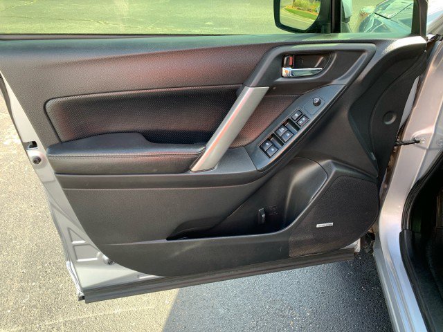 Used 2015 Subaru Forester 2.0XT Touring image 10