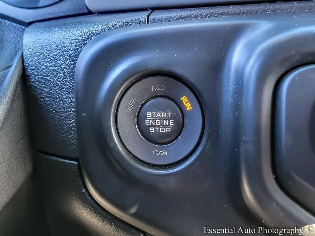 Used 2018 Jeep Wrangler Unlimited Sport image 17