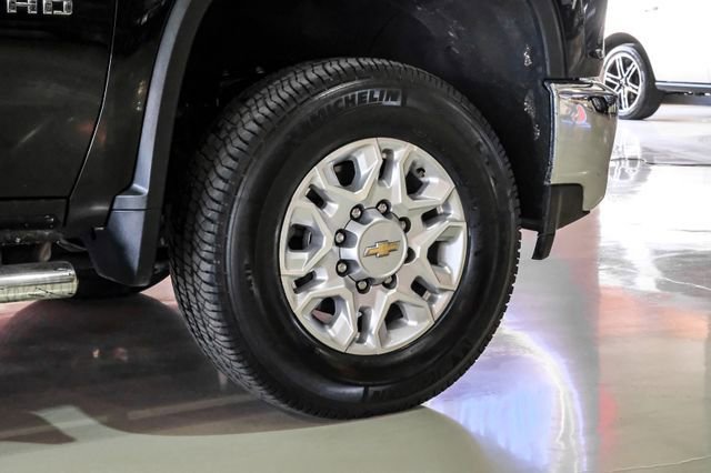 Used 2022 Chevrolet Silverado 2500 LTZ image 43