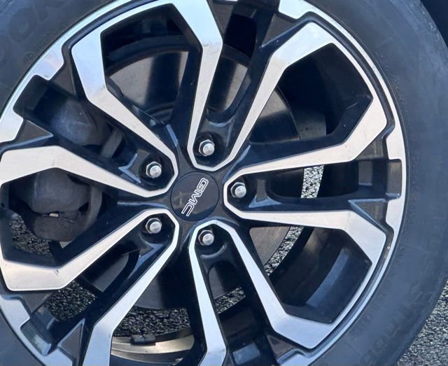 Used 2019 GMC Terrain SLT w/ Preferred Package FWD image 7