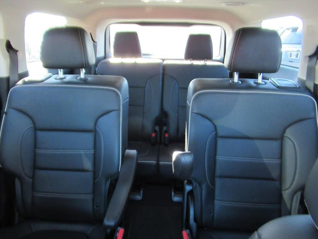 Certified 2023 GMC Acadia Denali w/ Denali Ultimate Package image 32