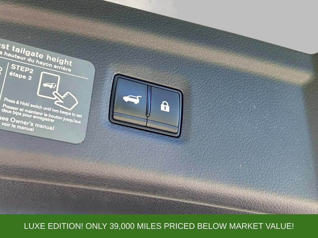 Used 2023 INFINITI QX50 Luxe AWD/4WD image 12