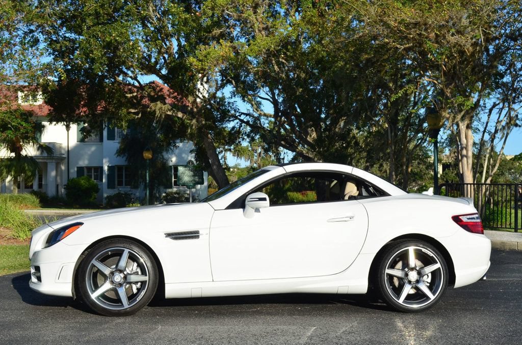 Used 2015 Mercedes-Benz SLK 250 image 29
