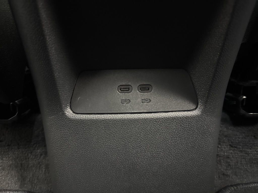 New 2026 Chevrolet Equinox RS w/ Convenience Package III AWD/4WD image 28