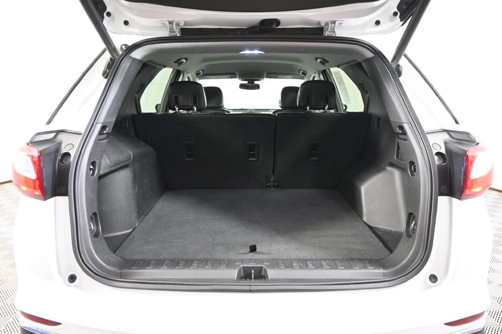 Used 2018 Chevrolet Equinox Premier FWD image 16