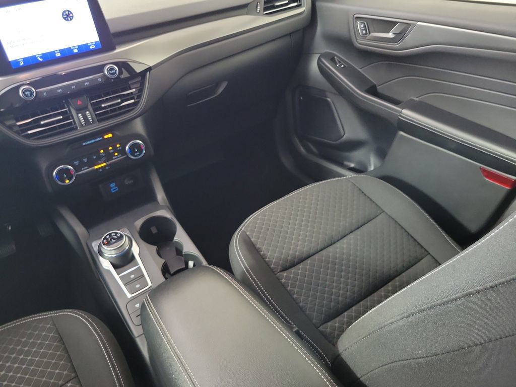 Used 2023 Ford Escape Active FWD image 21