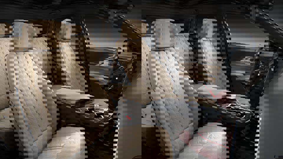 New 2025 Cadillac Lyriq Luxury image 70