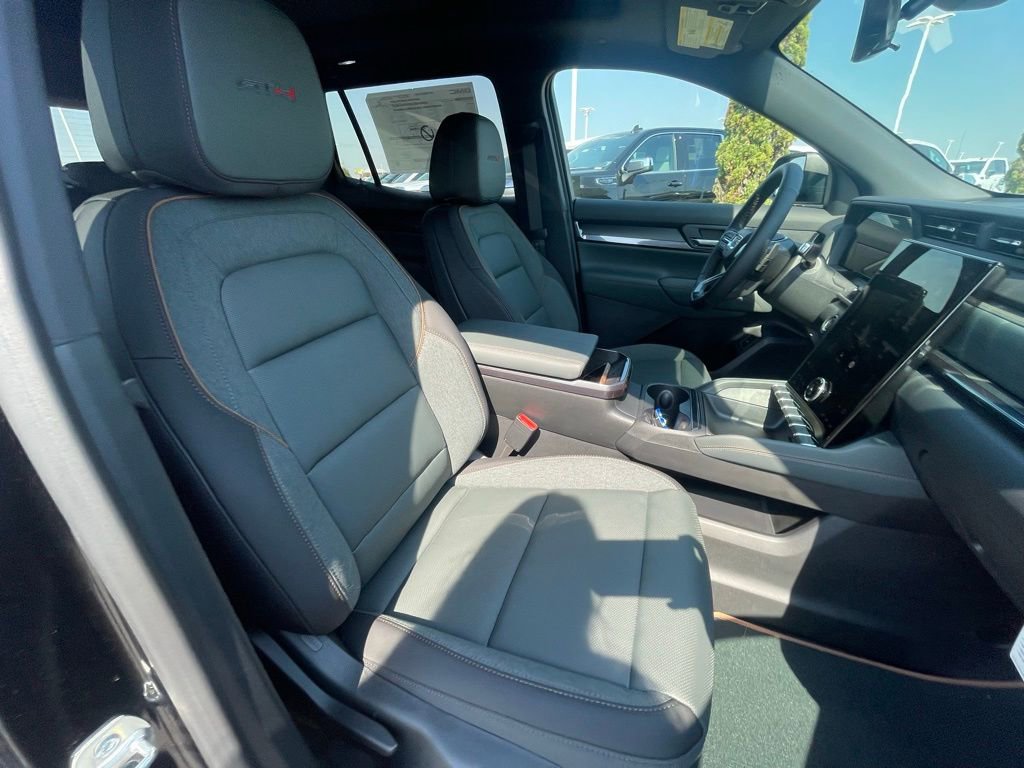 New 2026 GMC Terrain AT4 w/ Technology Package II image 28