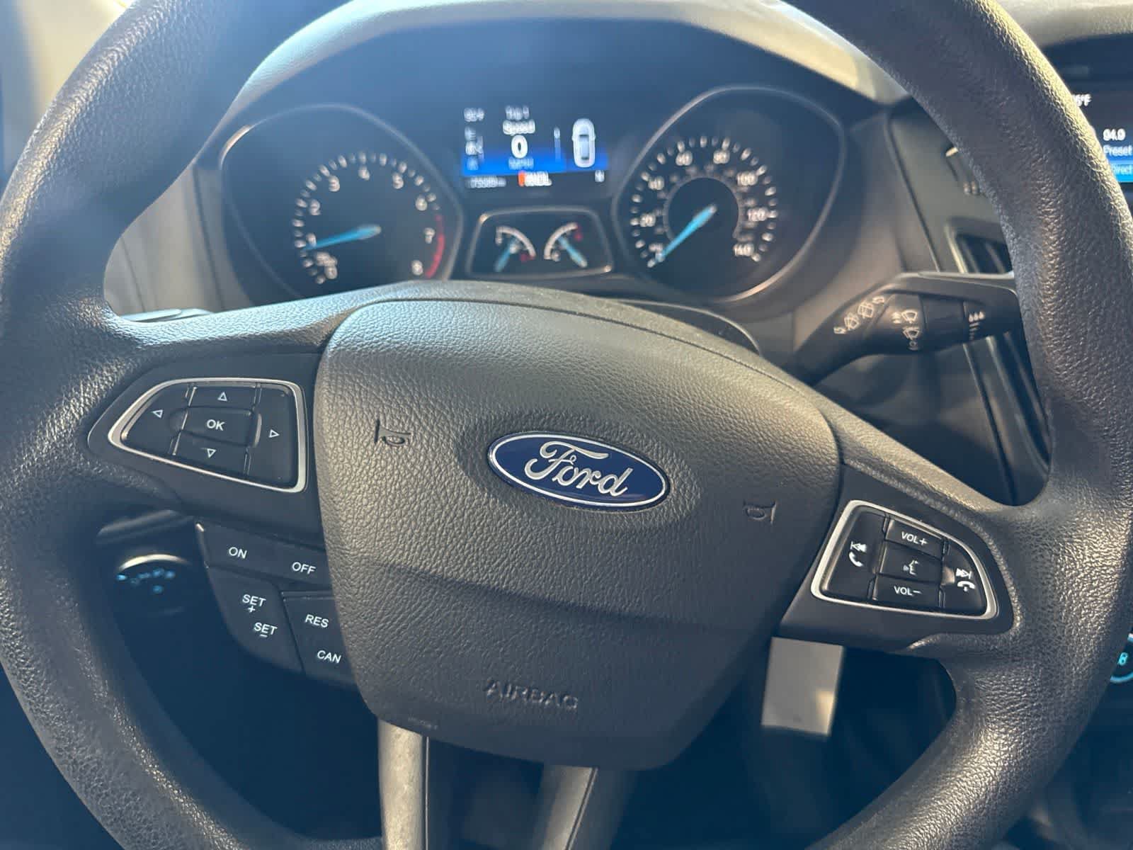 Used 2018 Ford Focus SE FWD image 23