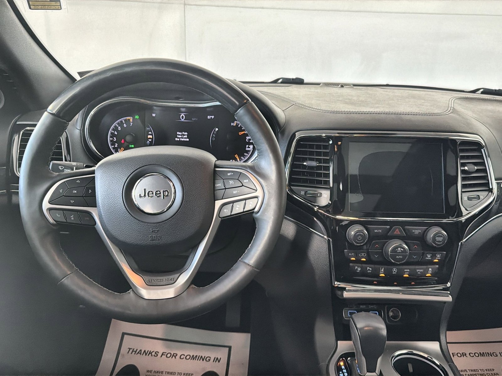 Used 2020 Jeep Grand Cherokee Overland image 16