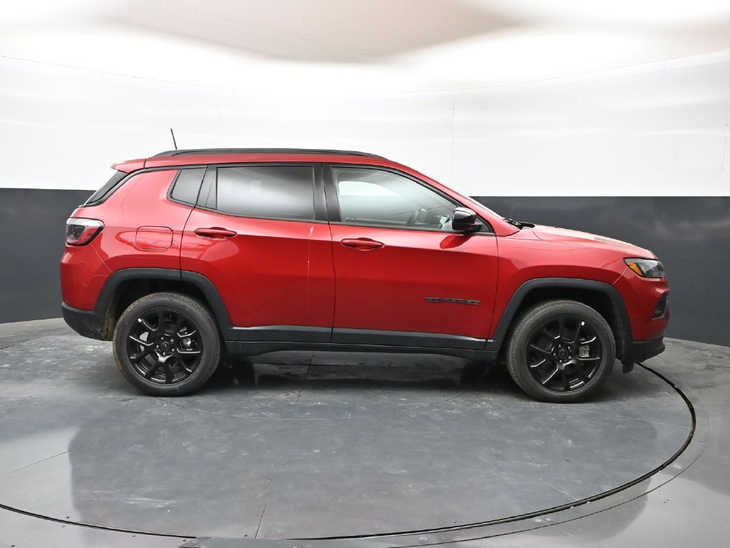 New 2026 Jeep Compass Latitude AWD/4WD image 26