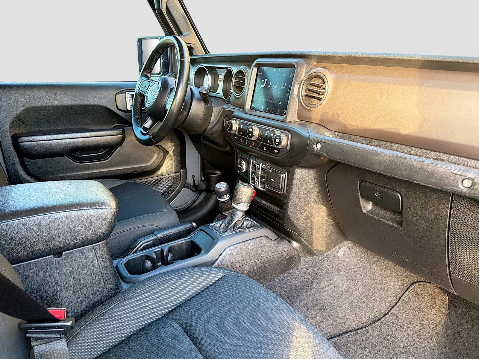 Used 2020 Jeep Gladiator Sport w/ Quick Order Package 24S AWD/4WD image 14