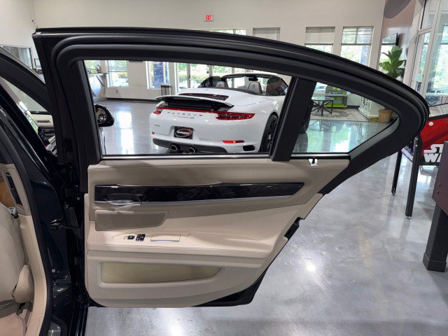 Used 2014 BMW 750i RWD image 59
