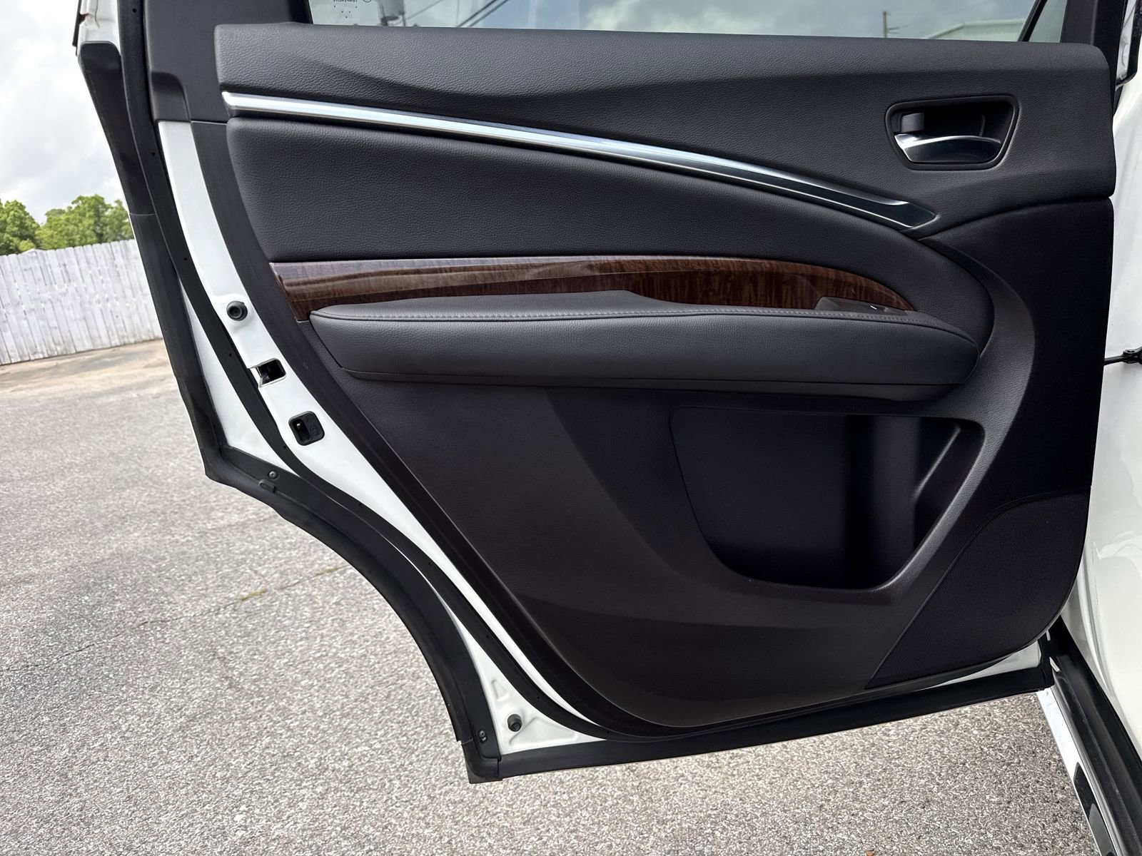 Used 2019 Acura MDX FWD image 35