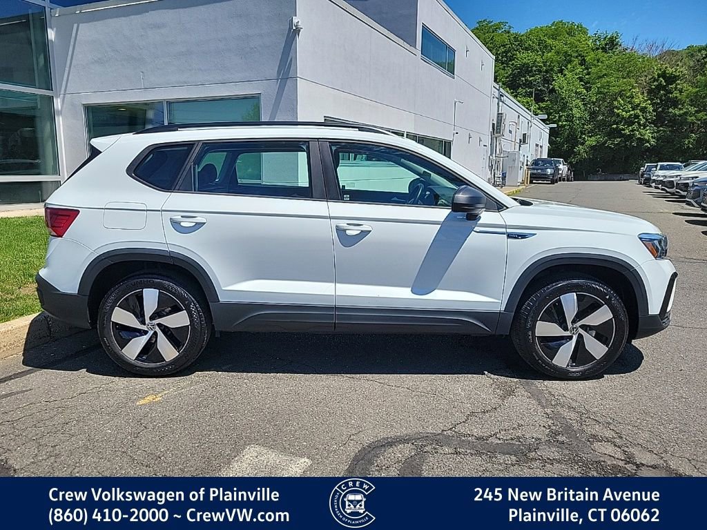 Certified 2024 Volkswagen Taos S AWD/4WD image 33