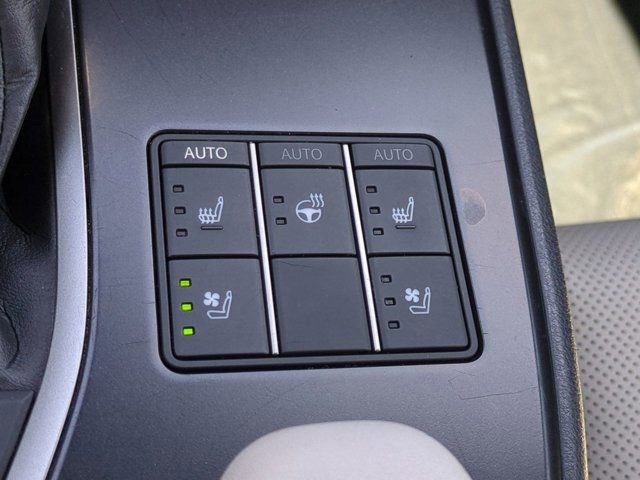 Used 2023 Lexus UX 250h FWD w/ Accessory Package (Z2) image 22