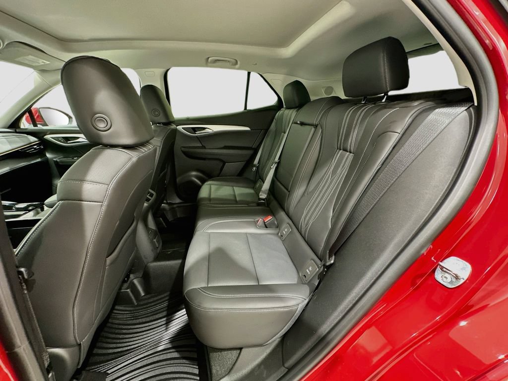 Certified 2026 Buick Envision Avenir AWD/4WD image 25
