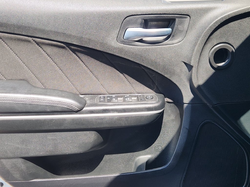 Used 2023 Dodge Charger SXT RWD image 18