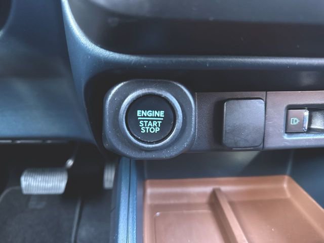 Used 2023 Ford Maverick Lariat w/ Lariat Luxury Package image 17