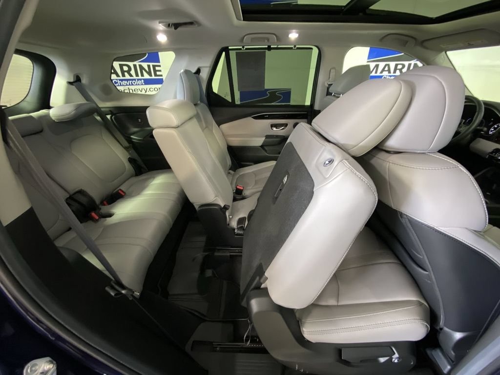 Used 2025 Honda Pilot Touring image 34