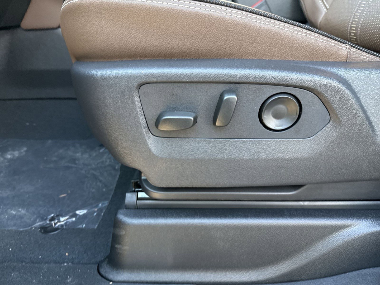 New 2026 Chevrolet Tahoe High Country image 11