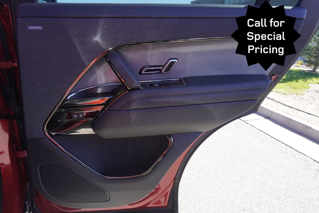 New 2025 Land Rover Range Rover Sport SE image 25