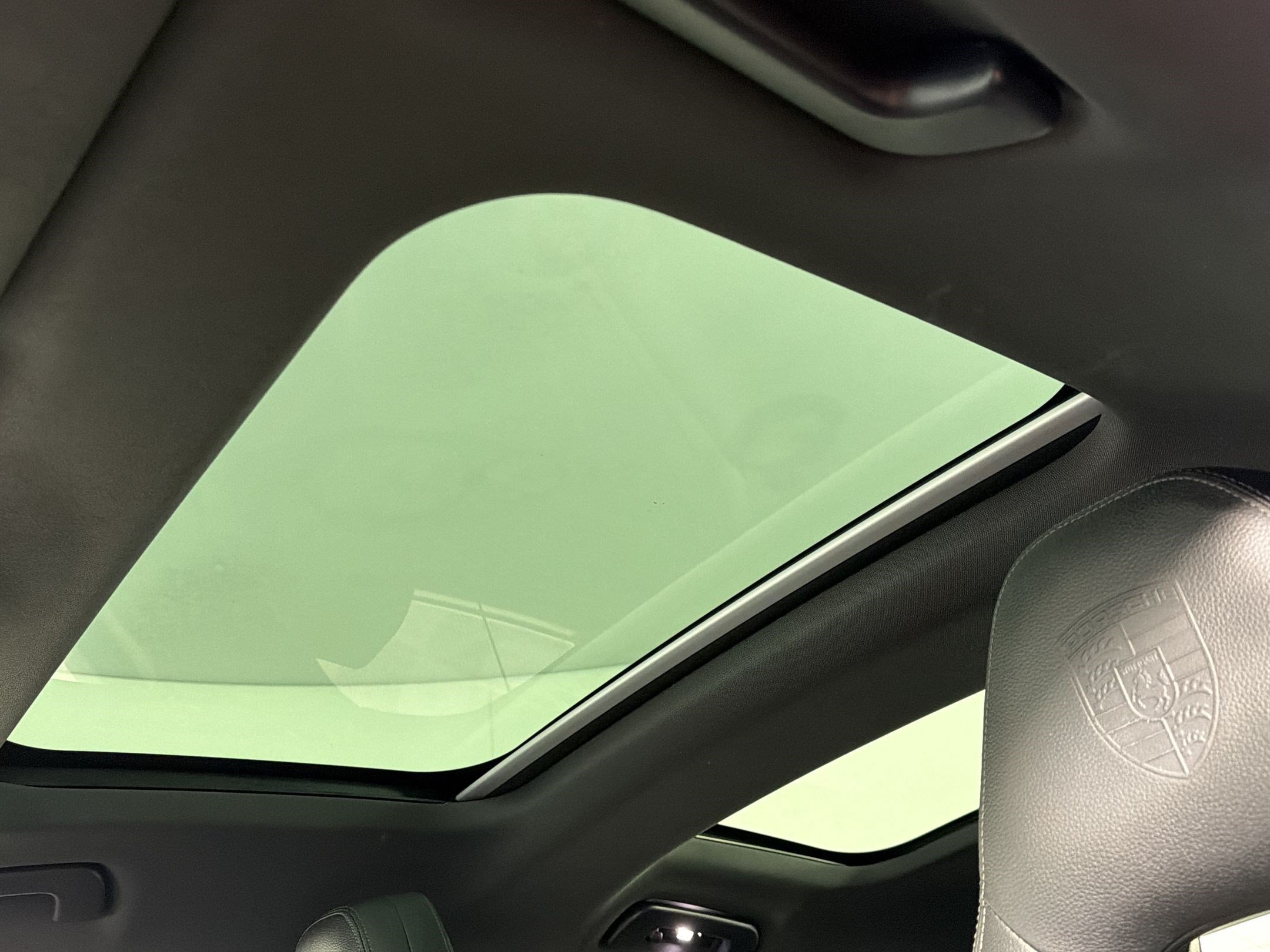 Certified 2019 Porsche Panamera image 24