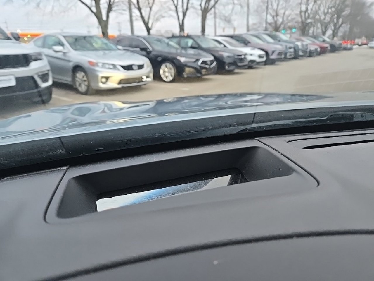 Used 2017 Genesis G80 3.8 w/ Option Group 03 image 16