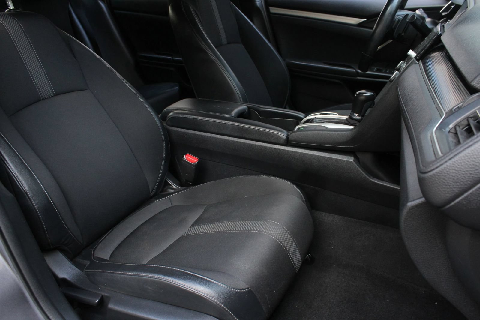 Used 2019 Honda Civic Sport image 28