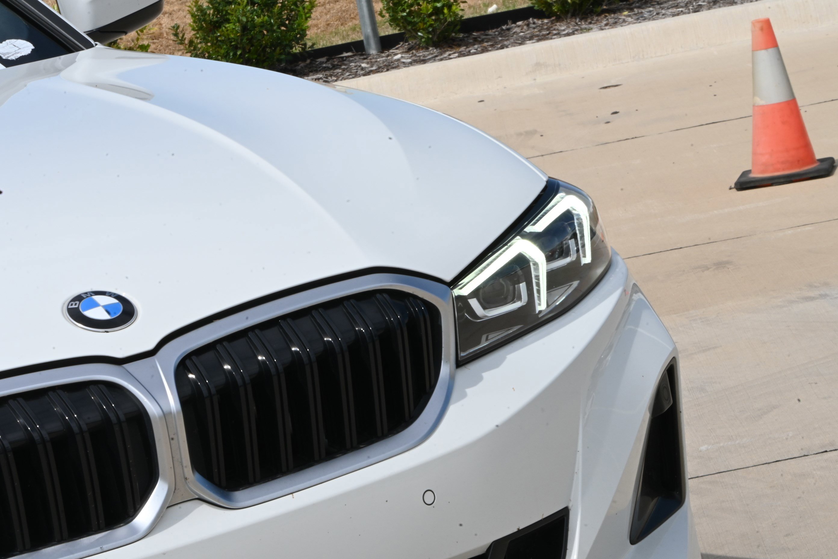 Certified 2024 BMW 330i Sedan w/ Convenience Package image 10