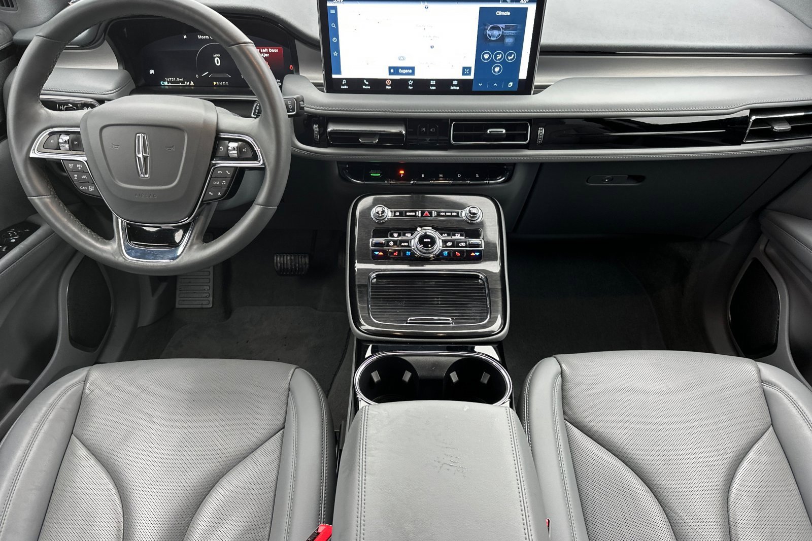 Used 2023 Lincoln Nautilus Reserve w/ Equipment Group 201A image 14