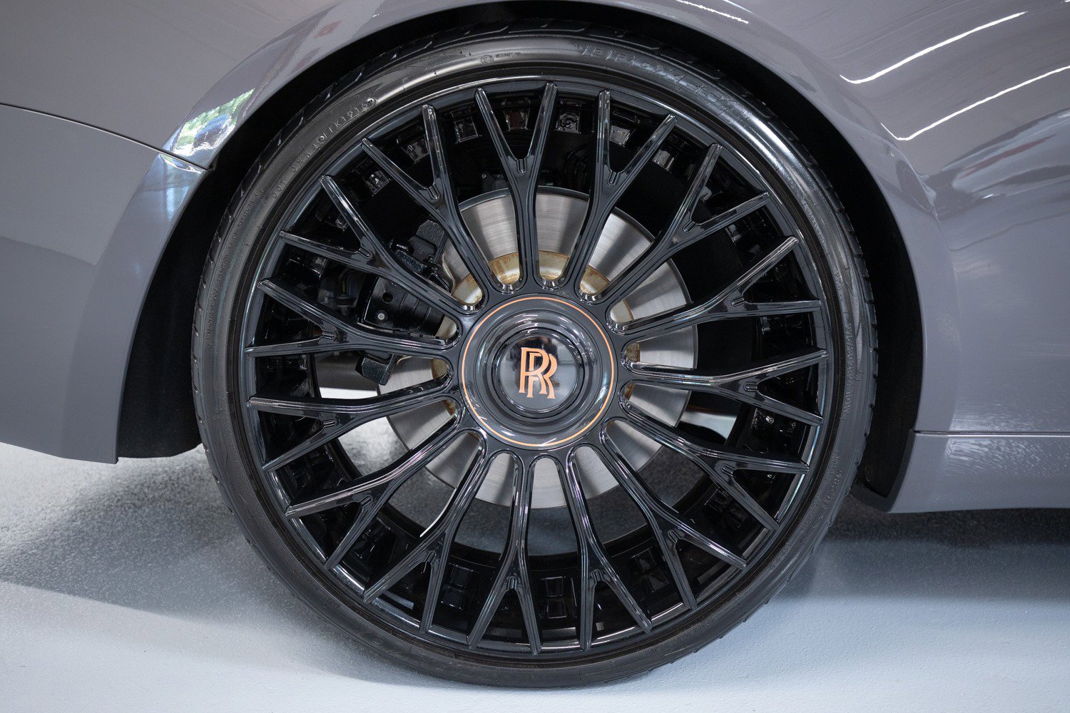 Used 2018 Rolls-Royce Wraith RWD image 11