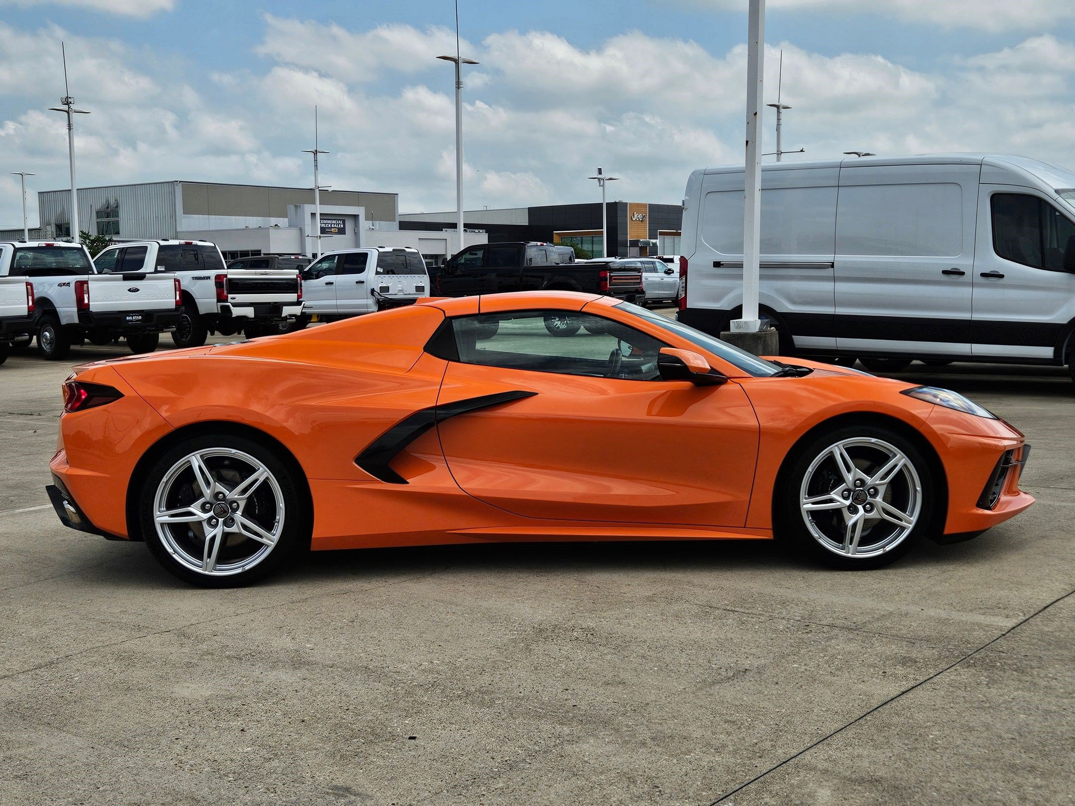 Used 2023 Chevrolet Corvette Stingray Preferred Conv w/ 2LT RWD image 2