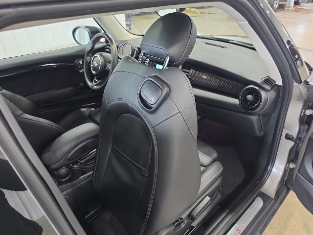 Used 2021 MINI Cooper S FWD image 31