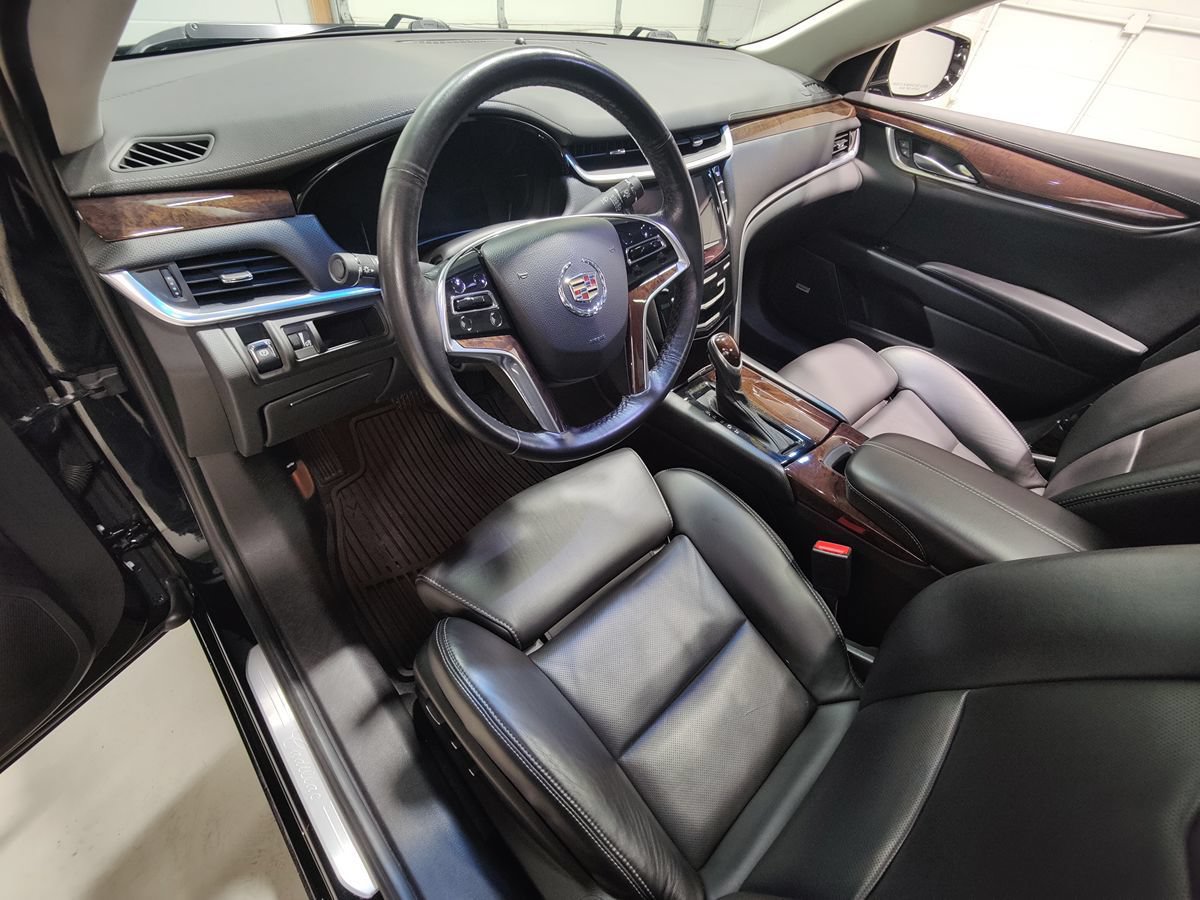 Used 2013 Cadillac XTS Luxury w/ Driver Awareness Package AWD/4WD image 33