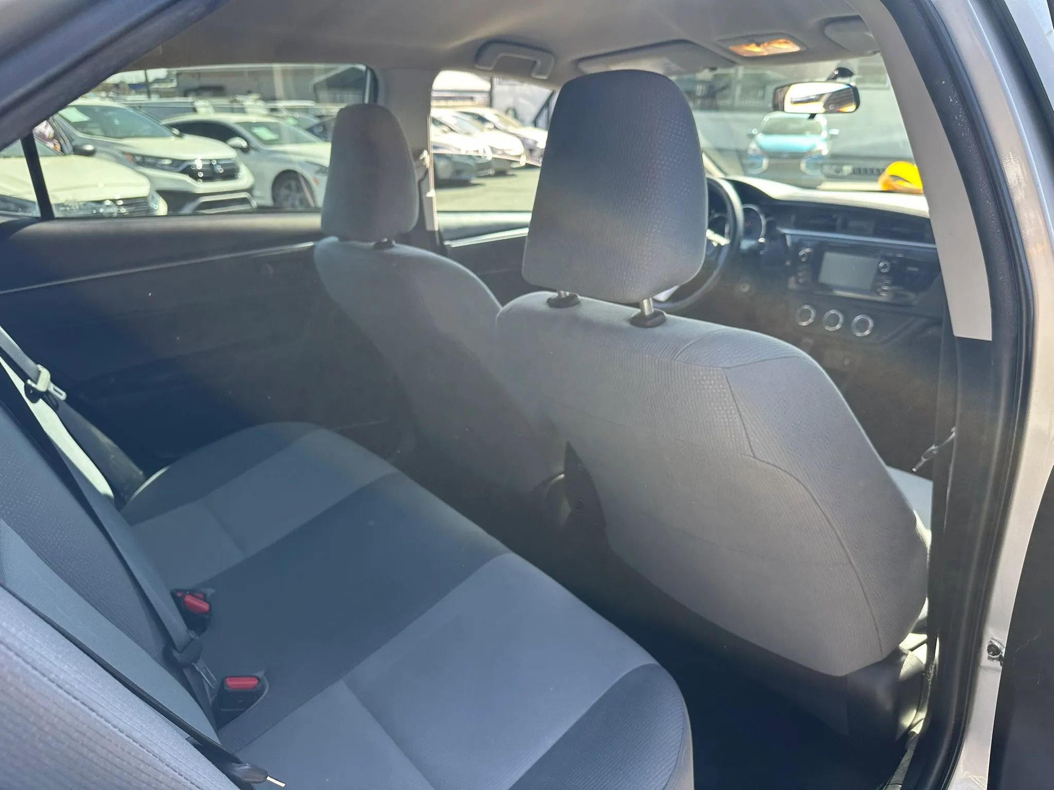 Used 2016 Toyota Corolla L image 14